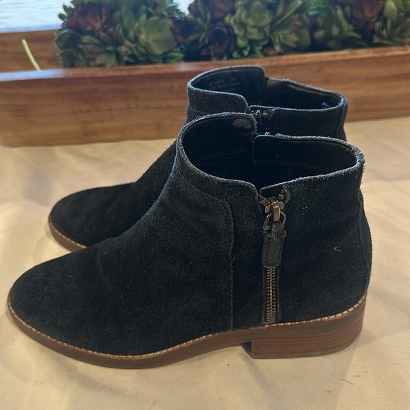 Cole Haan women’s Rene leather Suede black Bootie boot boots size 9 EUC - Picture 3 of 9